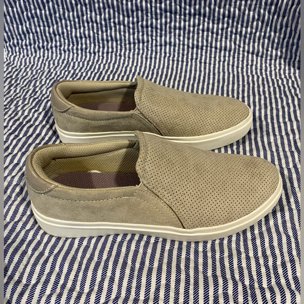Dr. Scholl’s Shoes. Be Energized Foam Technology. Womens 6.5M.